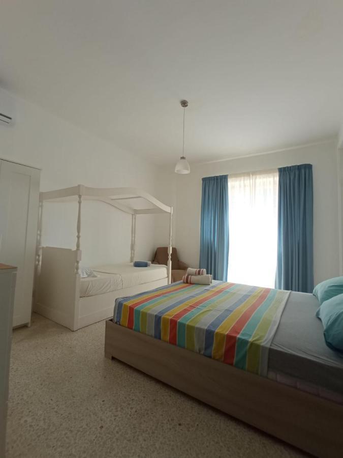 Modern Bedroom Gzira Extérieur photo
